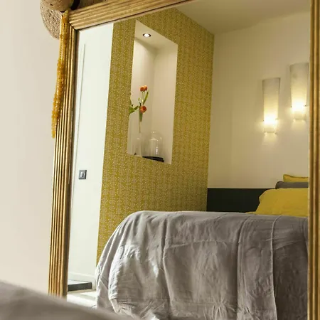 Hotel Maison Volver 4*